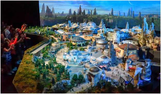 //www.ocregister.com/wp-content/uploads/2018/11/1025_FEA_OCR-L-DIS-STARWARS-0111.jpg?w=620