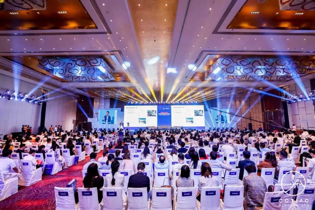 2018文旅风尚榜隆重揭晓，BG大游董事长钟新球先生荣获“中国文旅十大新锐人物”