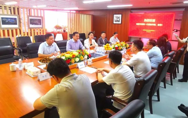 【集团快讯】临夏市委书记马占才率队到bg大游(中国)有限公司官网
进行考察交流